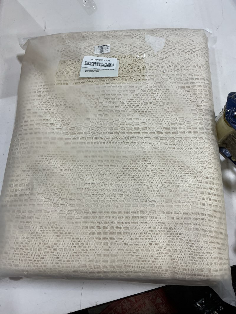 Condition photo showing New/Like New for ABREEZE Vintage Cotton Bedding Set Hand Crochet Bedspread Hook Floral Beige Lace Bed Spread with Pillowcases 3Pcs,King King Beige a