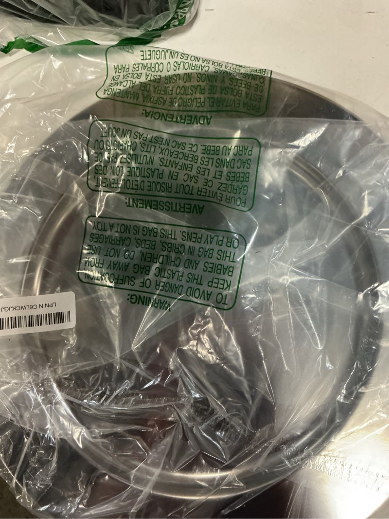 Condition photo showing New/Like New for blcculi 12 pack stainless steel charger plates,13 inch metallic silver charger plates,round stainles