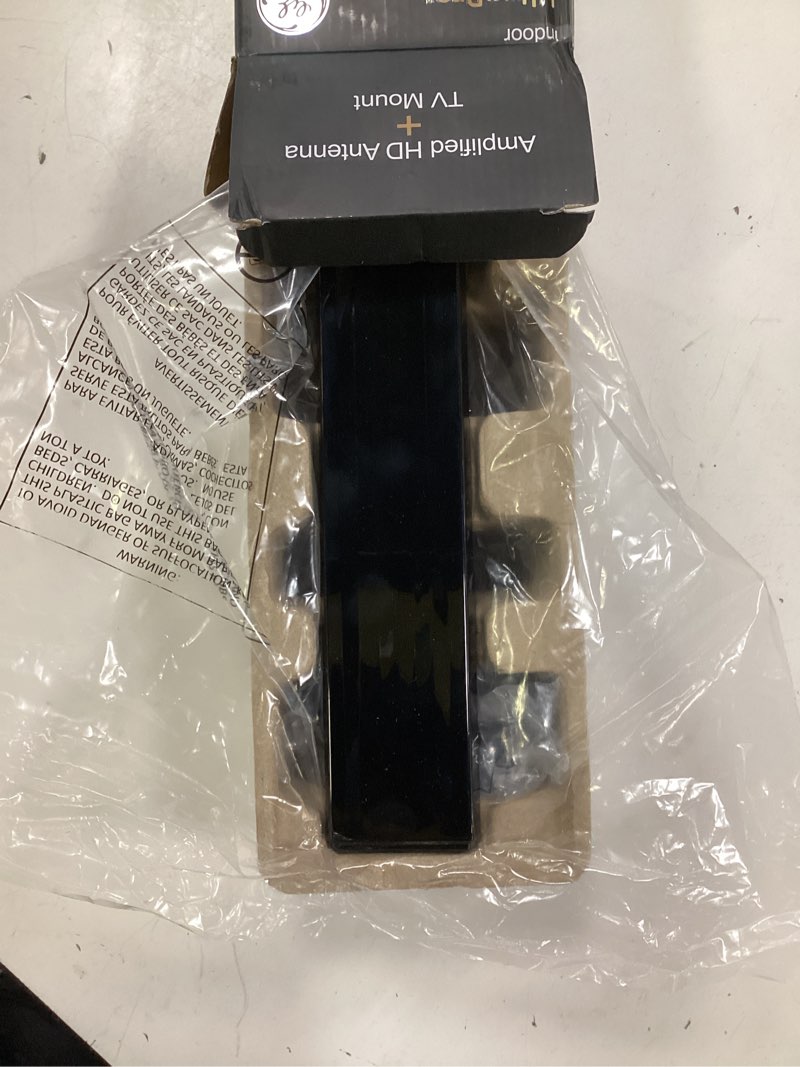 Condition photo showing As Is for ge ultapro indoor hdtv ultra thin amplified antenna 1 pk