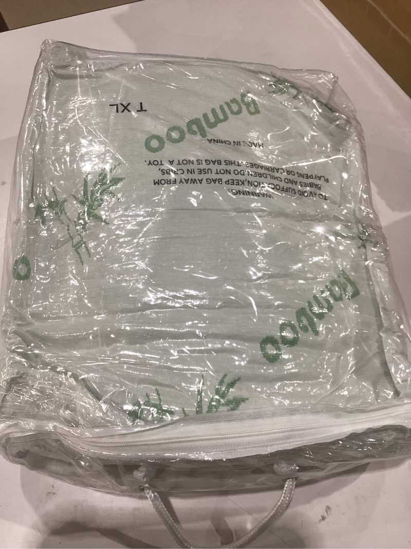 Condition photo showing New/Like New for ultra soft twin xl size mattress topper - viscose made from bamboo pillow top mattress pad for back pain relief - naturally cooling for hot sleepers, green green twin xl