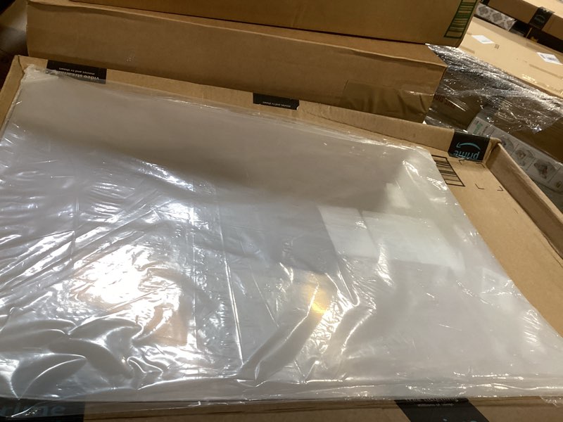 Condition photo showing Good Condition for 3 pack pet sheet panels - 18" x 24" x 0.04" plexiglass - quality lightweight and shatterproof glass alternative perfect for diy sneeze guards, face shields, railing guards, and pet barriers. 18x24", 0.04"(1mm)thick 3