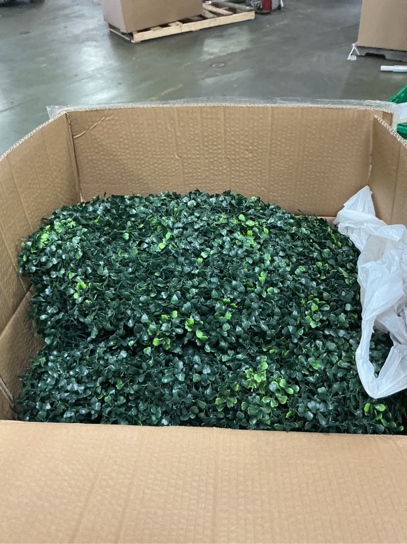 Condition photo showing Good Condition for Sunnyglade 12 Pieces 20"x 20" Artificial Boxwood Panels Topiary Hedge Plant, Privacy Hedge Screen Sun Protected Suitable for Outdoor, Indoor, Garden, Fence, Backyard and Decor (12PCS) 20in x 20in