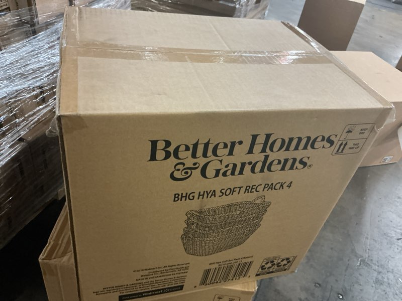 Condition photo showing New/Like New for better homes & gardens tapered rectangular water hyacinth basket  set of 4