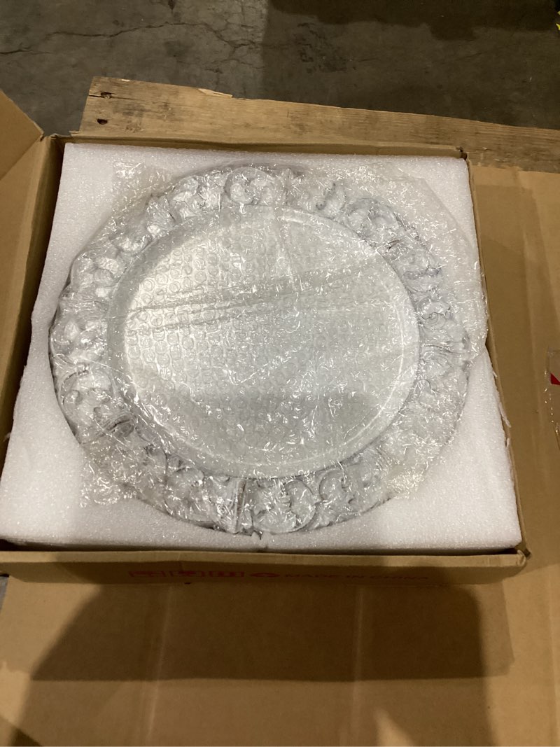 Condition photo showing New/Like New for 13" Antique White Charger Plates, Set of 6 Plastic Textured Chargers for Dinner Plates with Embossed Rim, Table Décor, Party, Wedding, Holiday FD03W