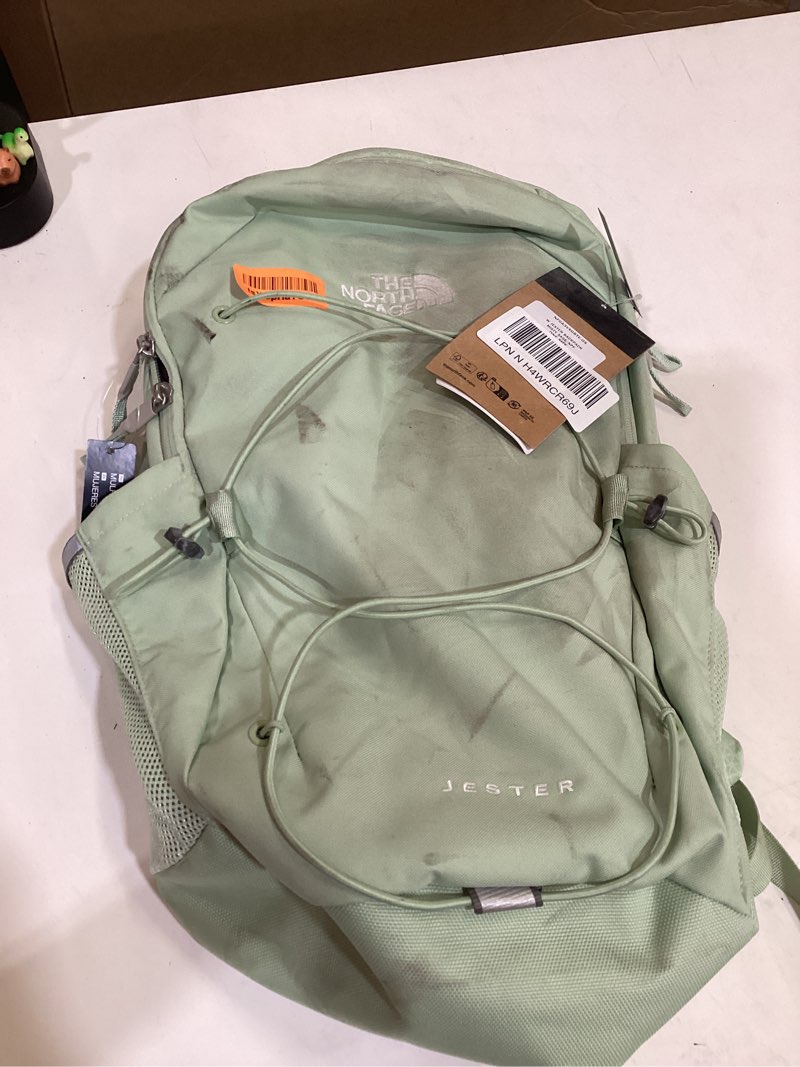 the north face women's jester everyday laptop backpack - commuter travel bag, laptop sleeve, water-r