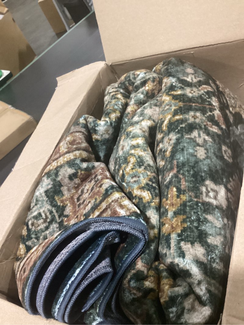 Condition photo showing Good Condition for vintage dark green area rugs 5x7 for living room, tranditional distressed medallion printed low pile thin rugs for bedroom, non slip washable carpet rugs for dining room/kitchen/home office dark green 5' x 7' (rectangular)
