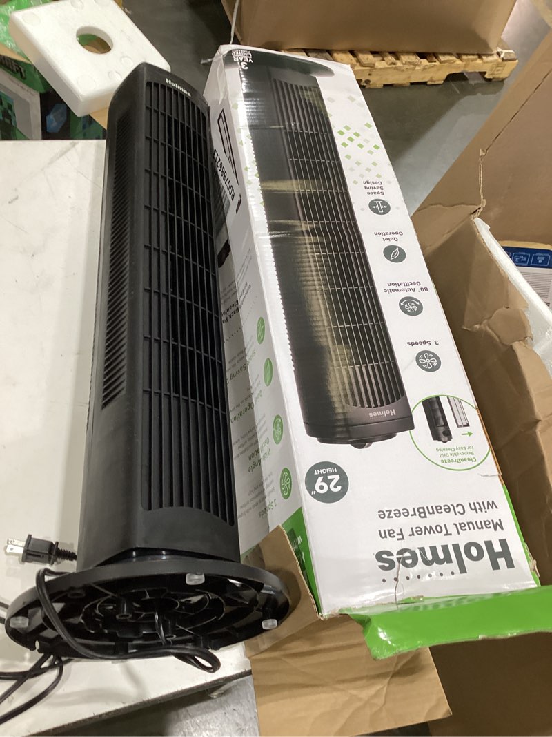 Condition photo showing Good Condition for holmes 29" manual tower oscillating fan with clean breeze