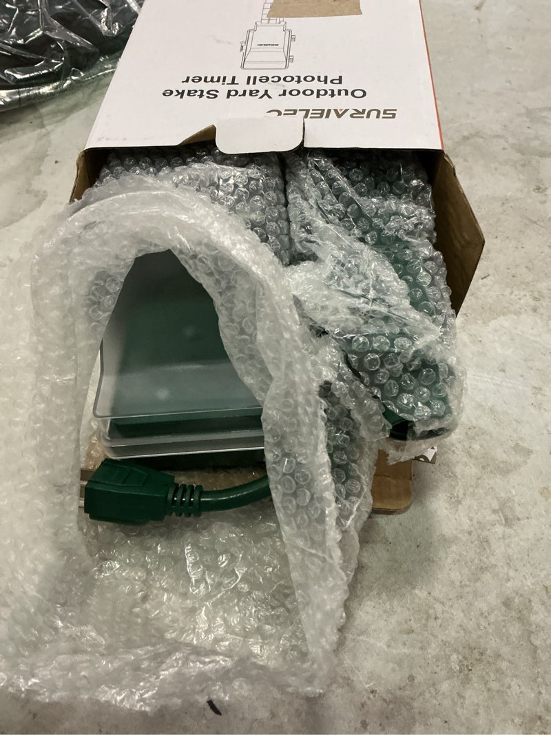 Condition photo showing Good Condition for suraielec outdoor power stake light timer, dusk to dawn, 6 electrical outlet power strip weatherproof, 6ft extension cord for patio lights, sprinkler, garden, christmas decorations, etl listed dusk to dawn green
