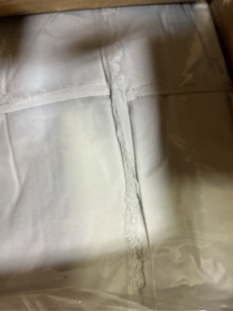 Condition photo showing Good Condition for RVMasking Hard Top/T-Top Boat Cover, 1200D Partial Reinforced Waterproof Heavy Duty with Motor Cover for Center Console Boat with T TOP Roof, 22'-24' Long Beam Width up to 106", Gray 22'-24' Long, Beam Width up to 106" Gray