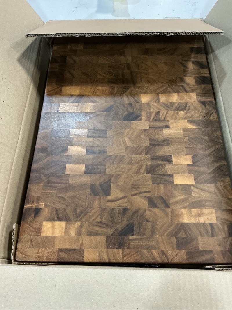 Condition photo showing Good Condition for shumaru xl end grain cutting board 20×13×1.6" thick – premium exotic heartwood butcher block – flat dough & pizza board – knife-friendly chopping board with non-slip feet & side handles sek20 | end-grain 20"l x 13"w