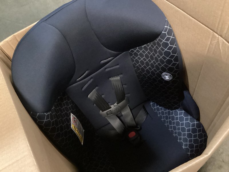 Condition photo showing Good Condition for cosco kids scenera extend infant & toddler convertible car seat, trellis