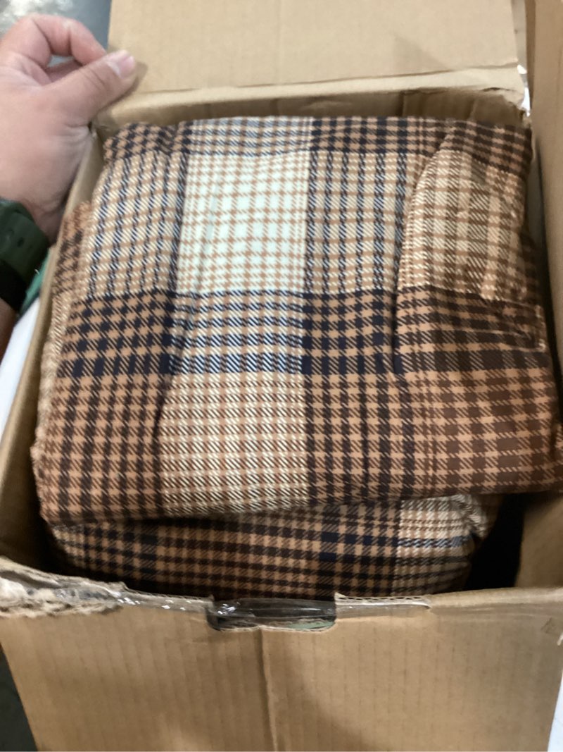 Condition photo showing Good Condition for Woolrich Comforter Set, Cabin Lodge, Warm Cover for Colder Season, Modern Cottage-Inspired Down Alternative Ultra Soft Microfiber Bedding, Matching Sham, Plaid Brown Full/Queen 4 Piece