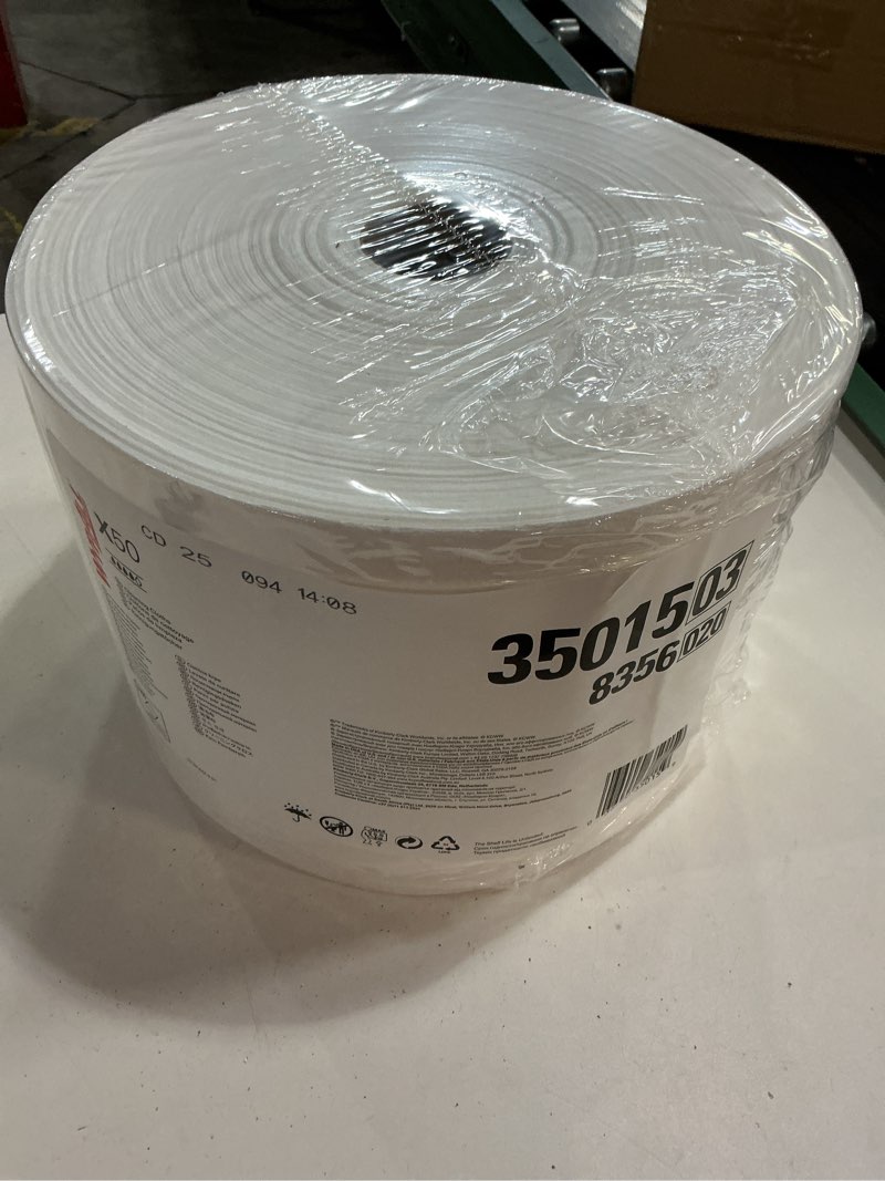 Condition photo showing New/Like New for wypall x50 disposable cloths (35015)  jumbo roll  9.8 x 13.4  white  1 100 sheets per roll