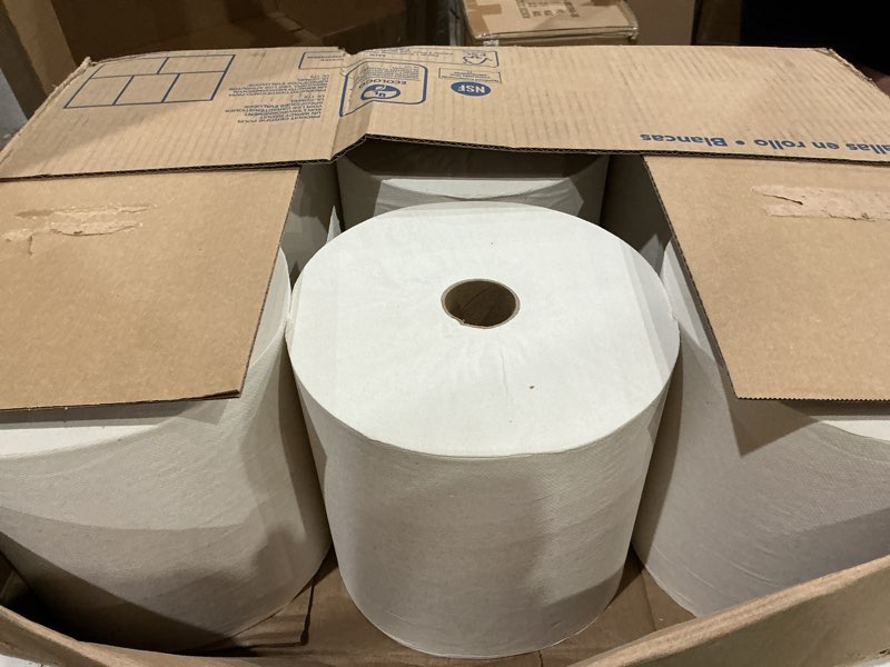 Condition photo showing Good Condition for roll towels. white