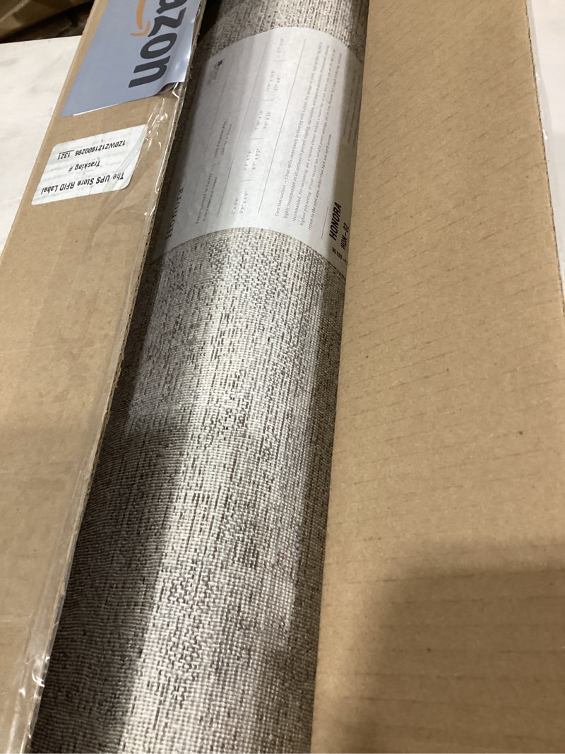 Condition photo showing Good Condition for Loloi Amber Lewis Honora Collection HON-02 Slate/Beige 2'-0" x 3'-4" Accent Rug Slate / Beige 2' x 3'4" (Rectangular)