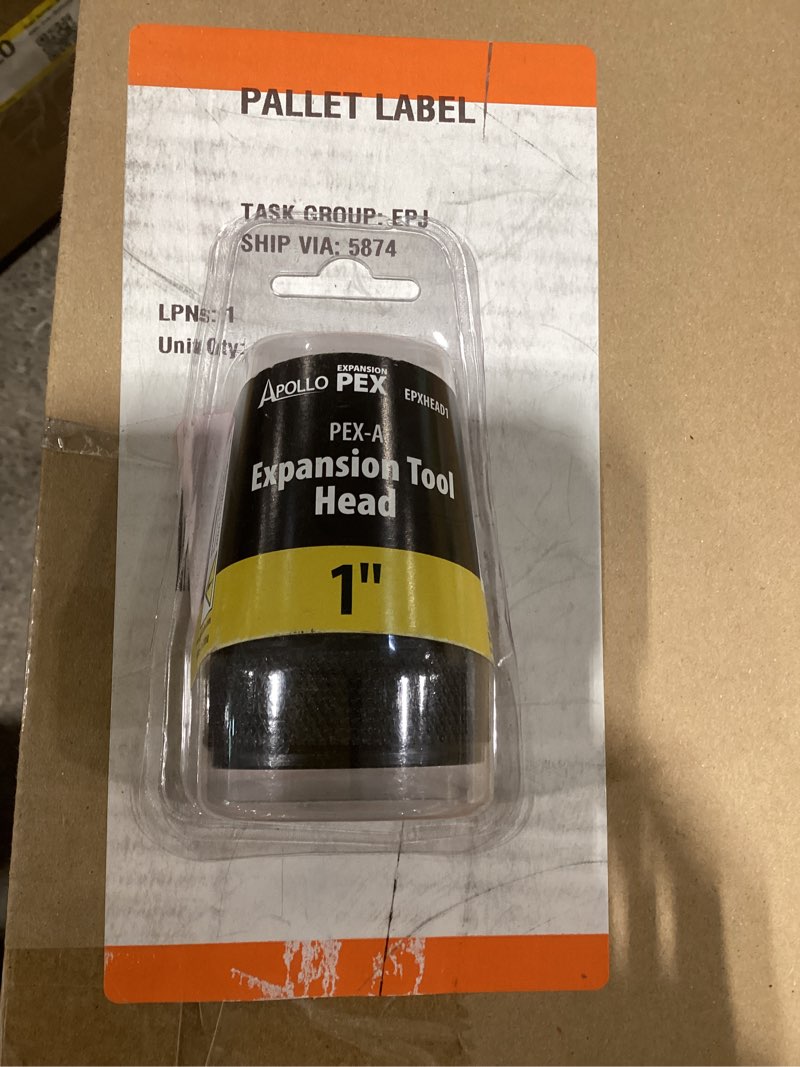 Condition photo showing Good Condition for 1 in. pex-a expander head