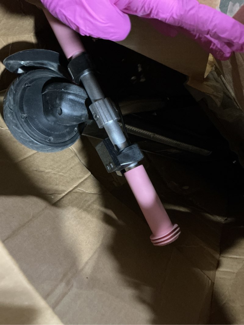 Condition photo showing Good Condition for gyroor h30 max electric scooter for kids, led dispaly, 150w powerful motor, dual brake system, adjustable height and speed, best presents for kids h30max-pink