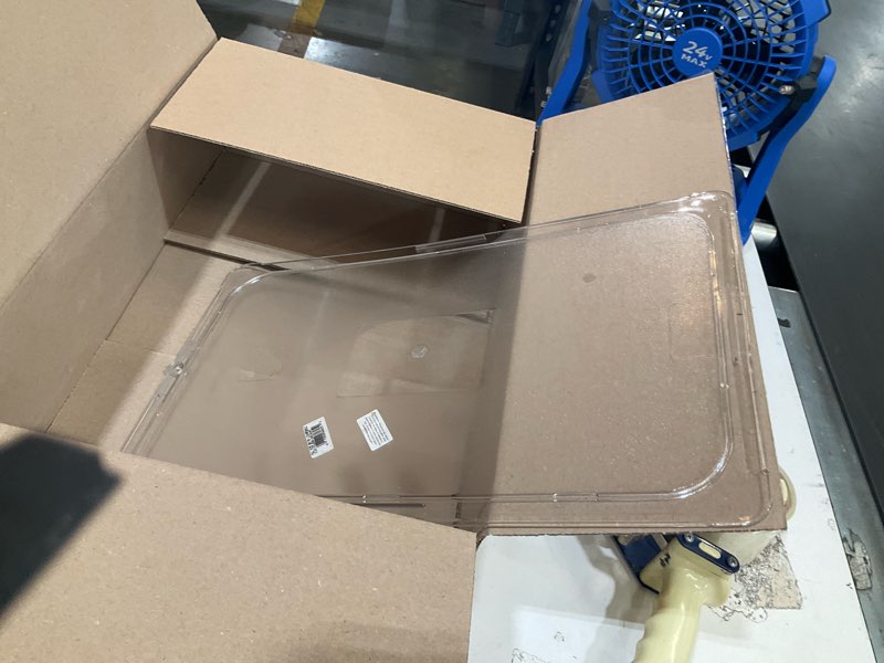 Condition photo showing As Is for carlisle 10216u07 storplus full size polycarbonate universal flat surface food pan lid  clear
