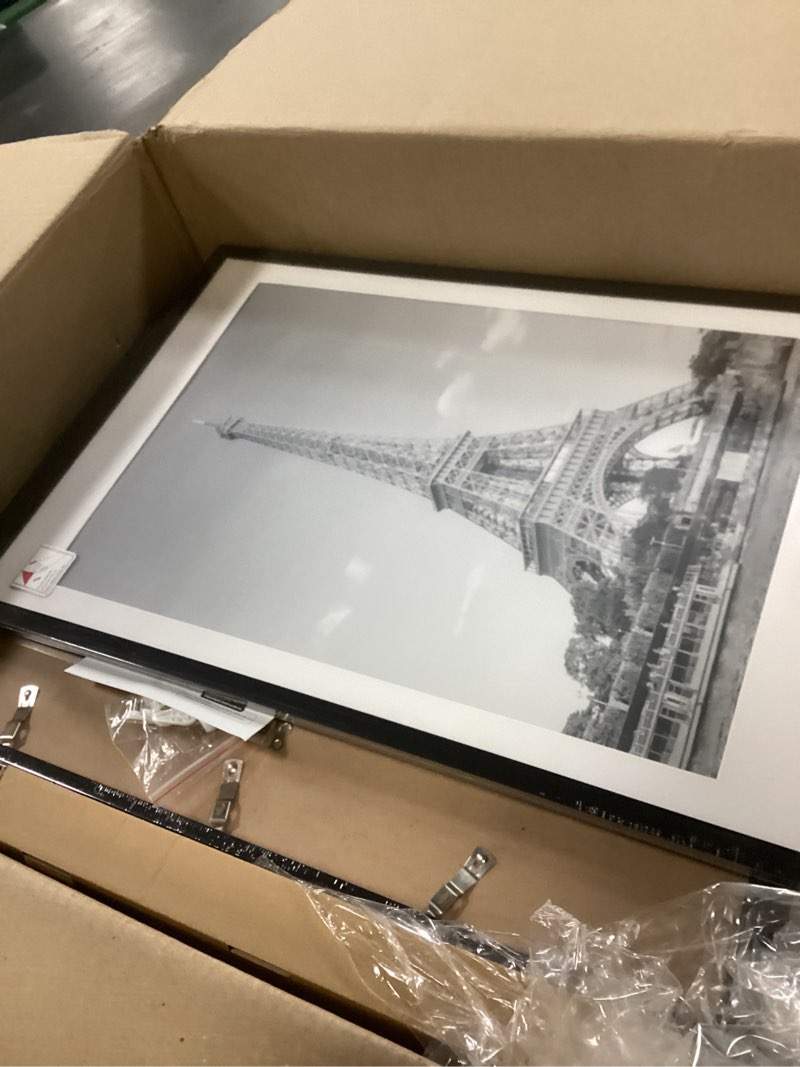 Condition photo showing Good Condition for upsimples 16x24 Picture Frame Set of 5, Display Pictures 14x20 with Mat or 16 x 24 Without, Wall Gal