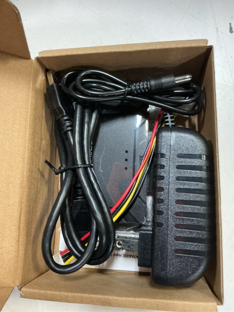 Condition photo showing Good Condition for maxrenard hard drive reader usb 3.0 to sata/ide adapter | universal external hard drive reader & data recovery converter kit for 2.5"/3.5" hdd/ssd | with 12v/2a power supply