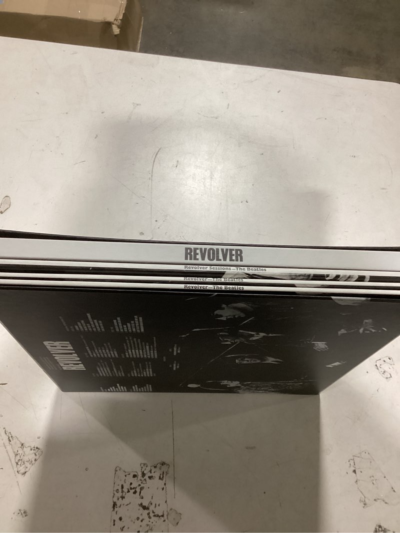 Condition photo showing Good Condition for Revolver Special Edition[Half-Speed 4 LP/7" Vinyl EP]