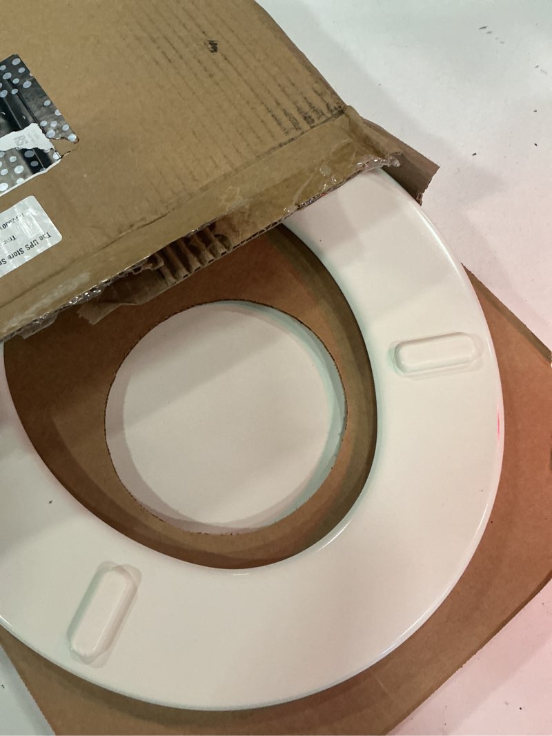 Condition photo showing New/Like New for lot of 5 comfort seats c100bbsscam-00 toilet open front round white (m6)