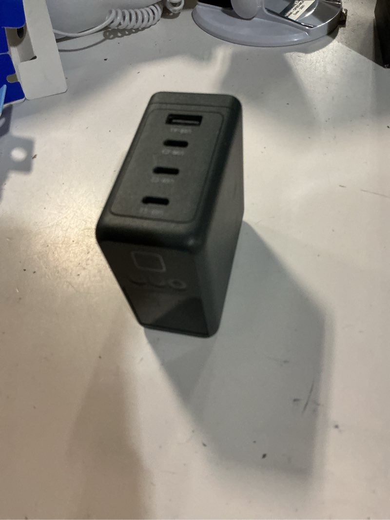 Condition photo showing Good Condition for onn 140w pd laptop charger with fast charge power delivery