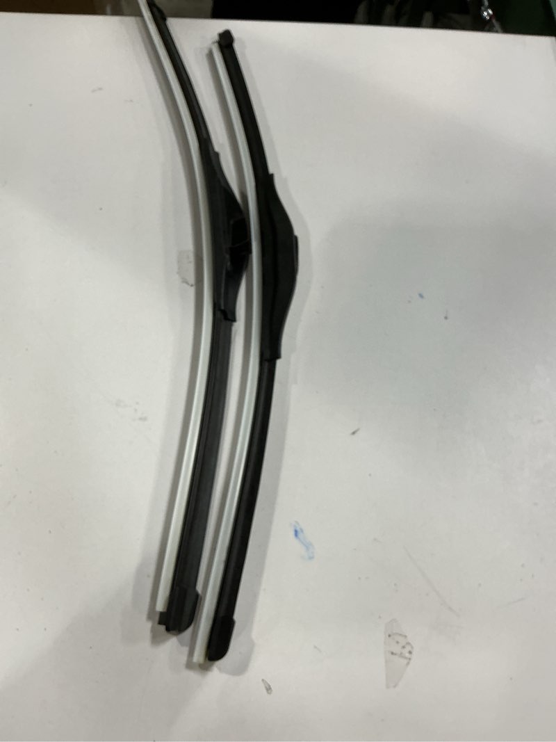 Condition photo showing As Is for 22\" 16\" Front Windshield Wiper Blades,for,Ford,for Fusion 2002 2003 2004 2005 2006 2007 2008 2009 2010 2011 2012 Car Styling(similar no same)