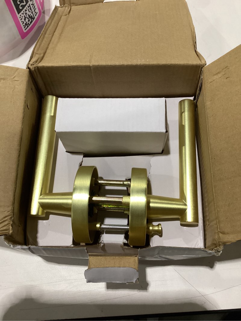 Condition photo showing New/Like New for haidms gold door handles interior, heavy duty zinc alloy interior door handle, privacy door lever for bedroom bathroom (6 pack) 6 pack privacy brushed gold