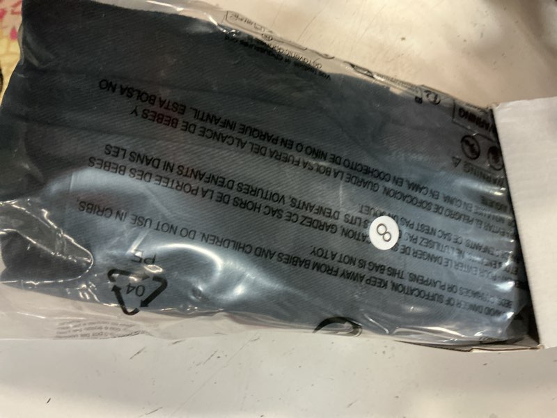 Condition photo showing Good Condition for auyeazgo toddler carrier, baby sling carrier - premium cotton, large seat & back support, large pocket, ideal for 6-48 months (16-44 lbs), black, regular (xs–4xl) cotton-black regular (xs–4xl)