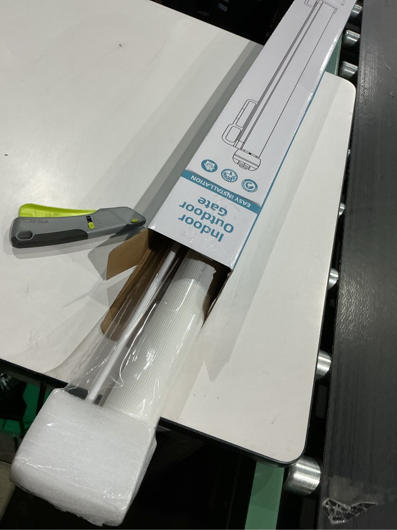 Condition photo showing New/Like New for probebi retractable baby & dog gate - extends to 72" wide, 34" tall, for stairs, doorways, hallways & outdoor use b-white 34" tall x 72" wide