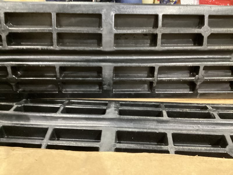 Condition photo showing Good Condition for similar :)))))car vehicle curbside driveway ramp - 4ft heavy duty rubber threshold bridge track curb ramp, for loading dock, garage, sidewalk, truck, scooter, bike, motorcycle, wheelchair mobility - pyle pcrbdr21 pack 2