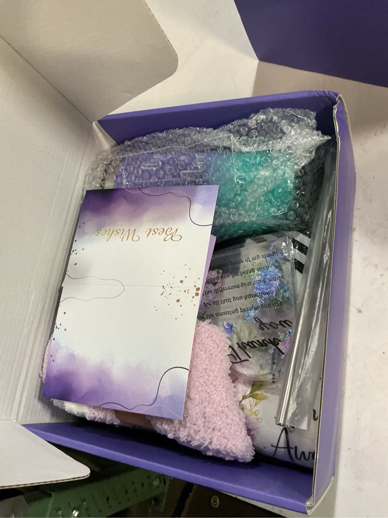 Condition photo showing New/Like New for Thank You Gifts for Women, Employee Appreciation Office Gifts for Coworkers, Christmas Gift Baskets for Employees Teacher Nurse Boss Mom Her w/Canvas Tote Bag Acrylic Decor