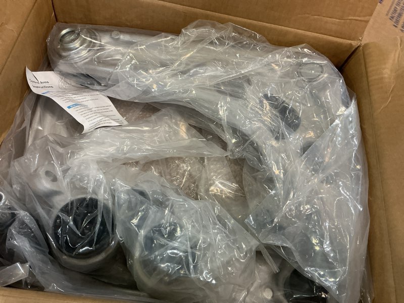 Condition photo showing Good Condition for 2WD Front Lower Control Arm with Ball Joint & Bushing Suspension Kits Compatible with BMW E46 323Ci/323i/323iC/323is/325Ci/325i/328Ci/328i/328iC/328is/330Ci/330i/Z4 (4pc)