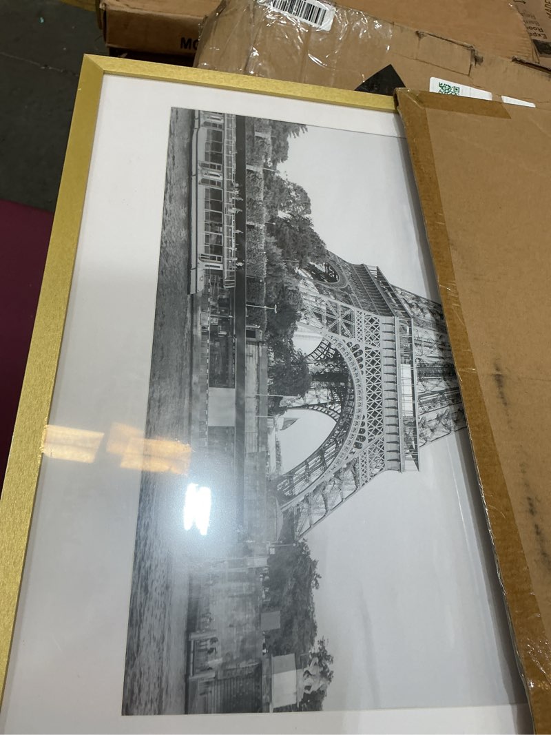 Condition photo showing Good Condition for upsimples 18x24 picture frame, display pictures 16x20 with mat or 18 x 24 without, wall hanging poster frames, gold, 1 pack gold 18x24