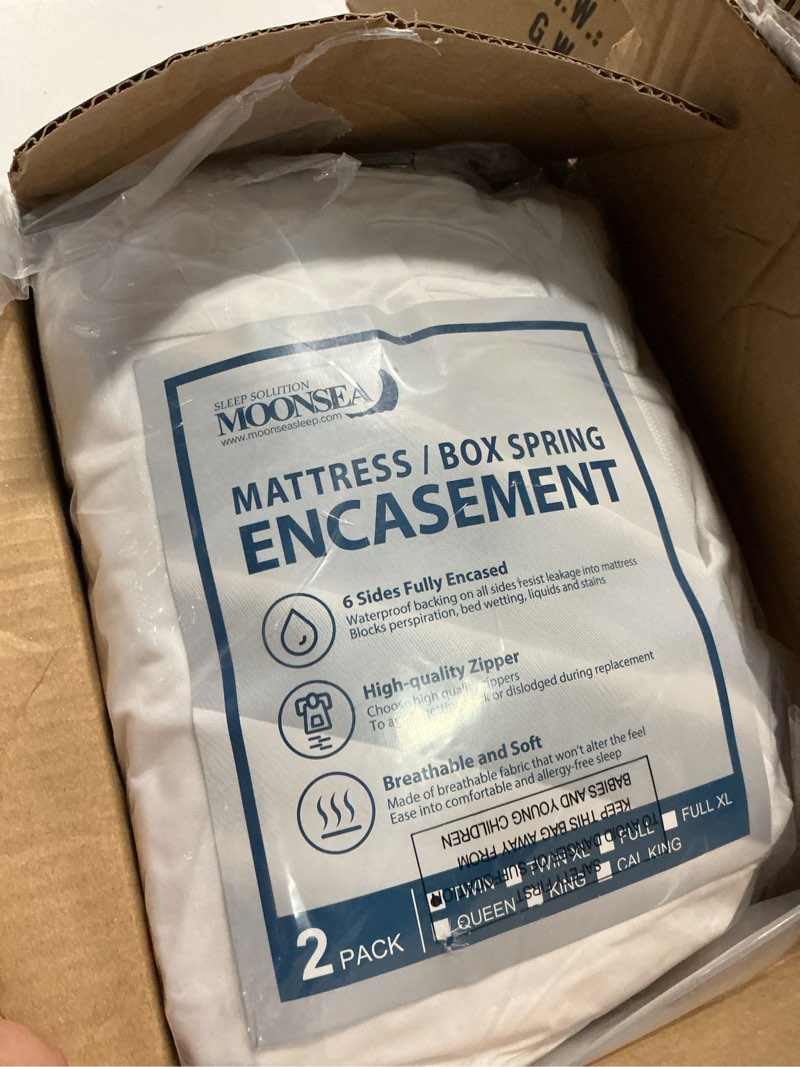 Condition photo showing Good Condition for twin mattress protector waterproof 2 pack zippered for kids, 6-side waterproof twin size mattress encasement, box spring cover twin 2