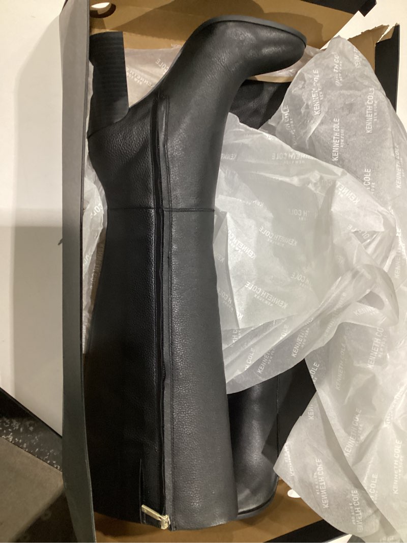 Condition photo showing As Is for Justin Women's Knee-high Leather Heeled Boots 7 Black