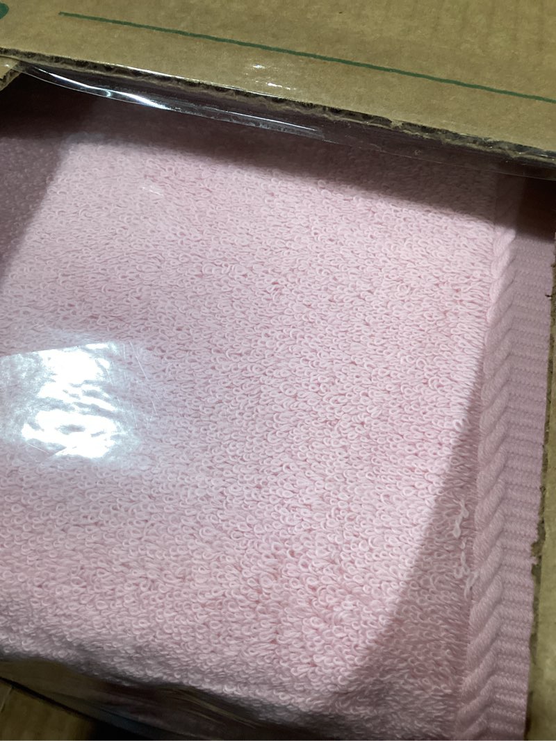 Condition photo showing New/Like New for REDKISS Pink Towel Set of 8-100% Cotton Luxury Bath Towels Set for Bathroom, 600 GSM Highly Absorbent Bathroom Towel with 2 Large Bath Sheet, 2 Hand, 4 Washcloths, Pink Shower Towels for Dorm