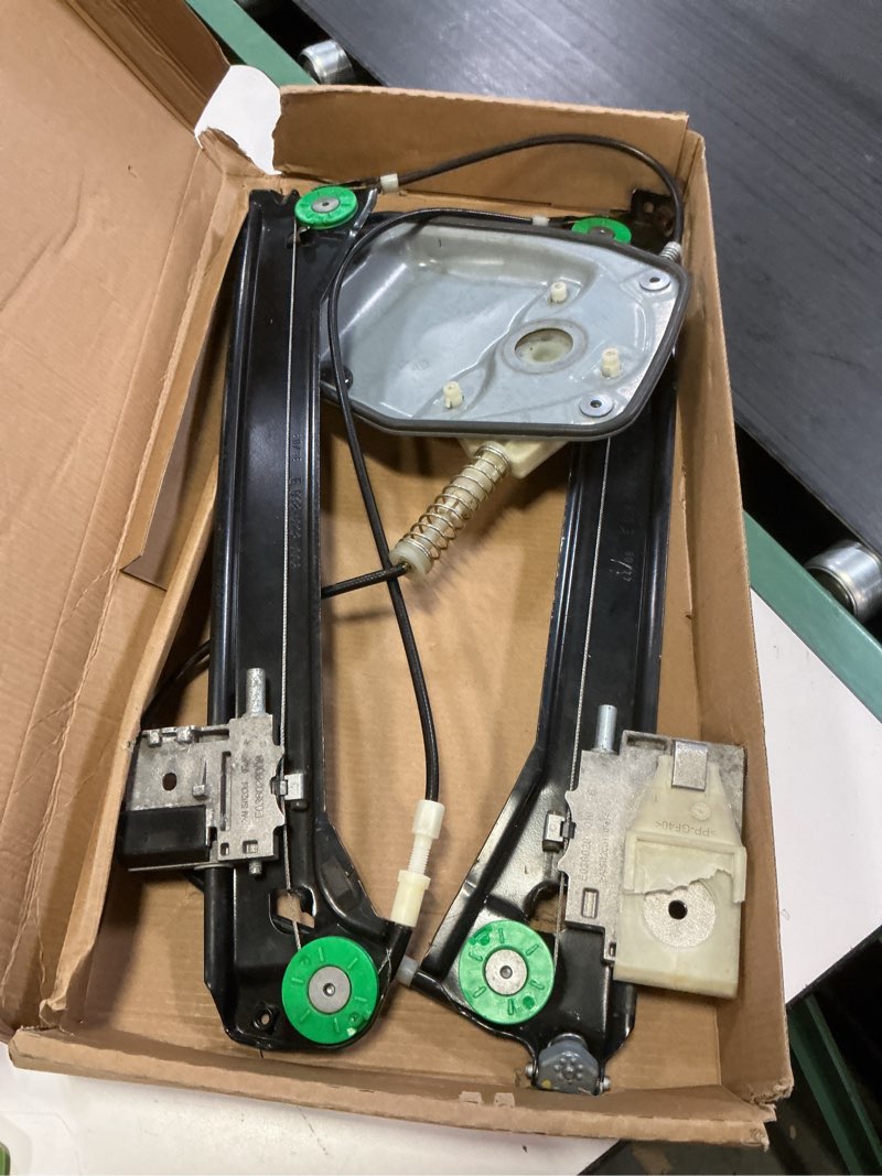 Condition photo showing As Is for front right passenger side power window regulator assembly compatible for 2008-2016 volkswagen eos replacement 1q0-837-462-g, 1q0837462g