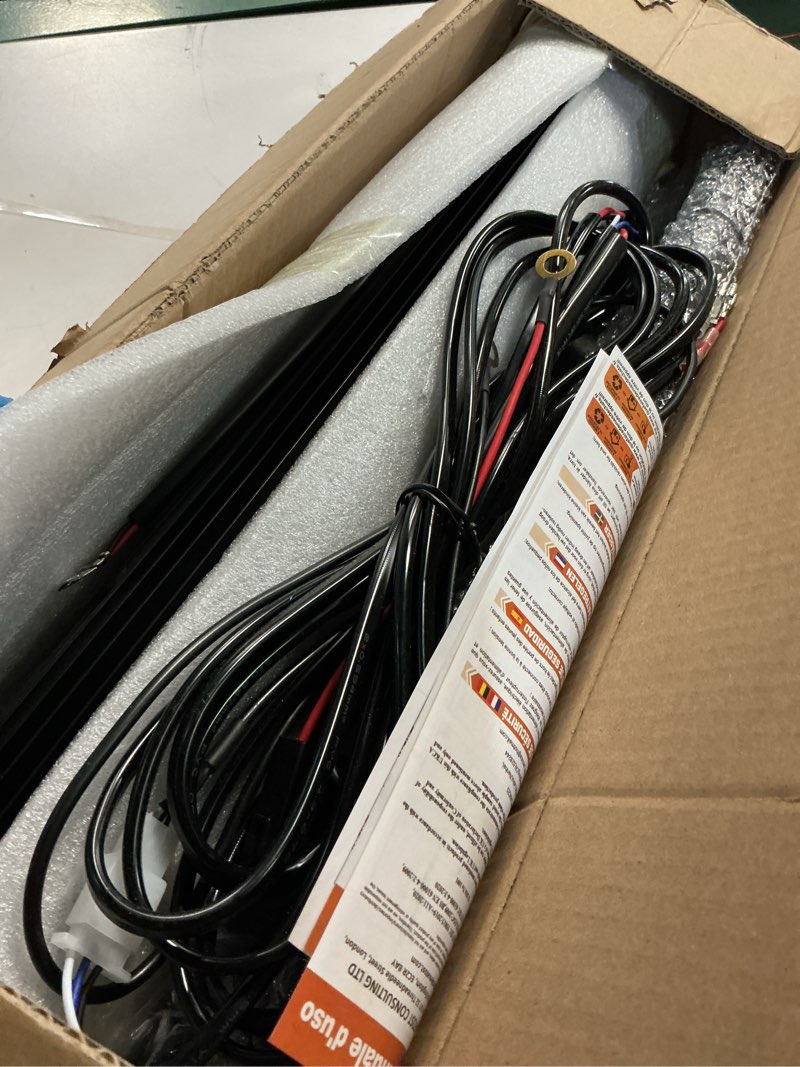 Condition photo showing Good Condition for skyworld led light bar, 23 inch 480w led off road lights spot flood combo work driving lamp with license plate mounting bracket holder 12v wiring harness kit for auto truck car atv suv 4x4 12v 24v 23" combo + bracket + wiring