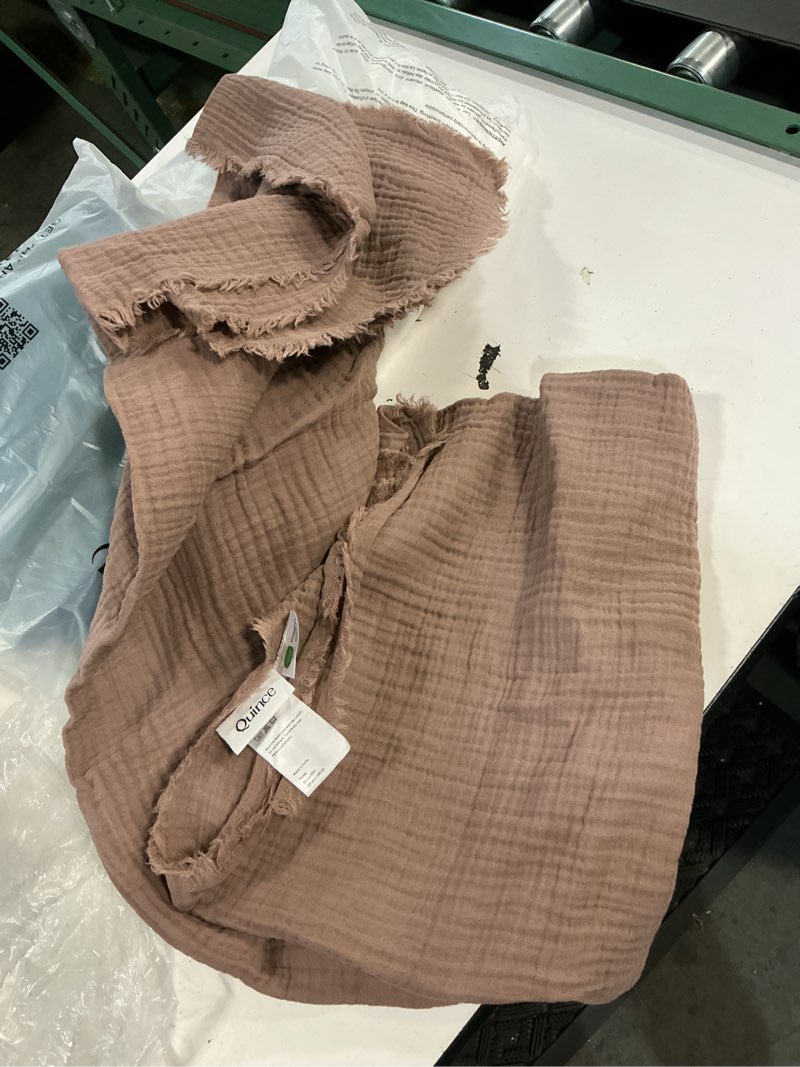 Condition photo showing Good Condition for organic airy gauze throw