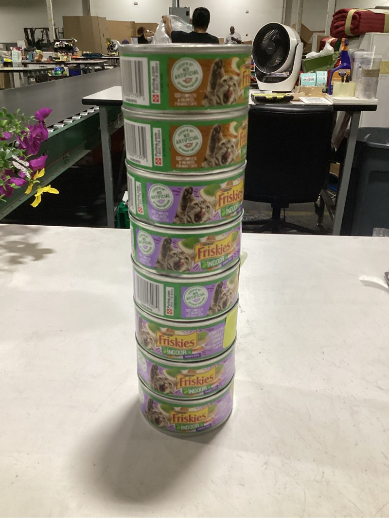 Condition photo showing New/Like New for assorted friskies indoor canned cat food 8 cans
