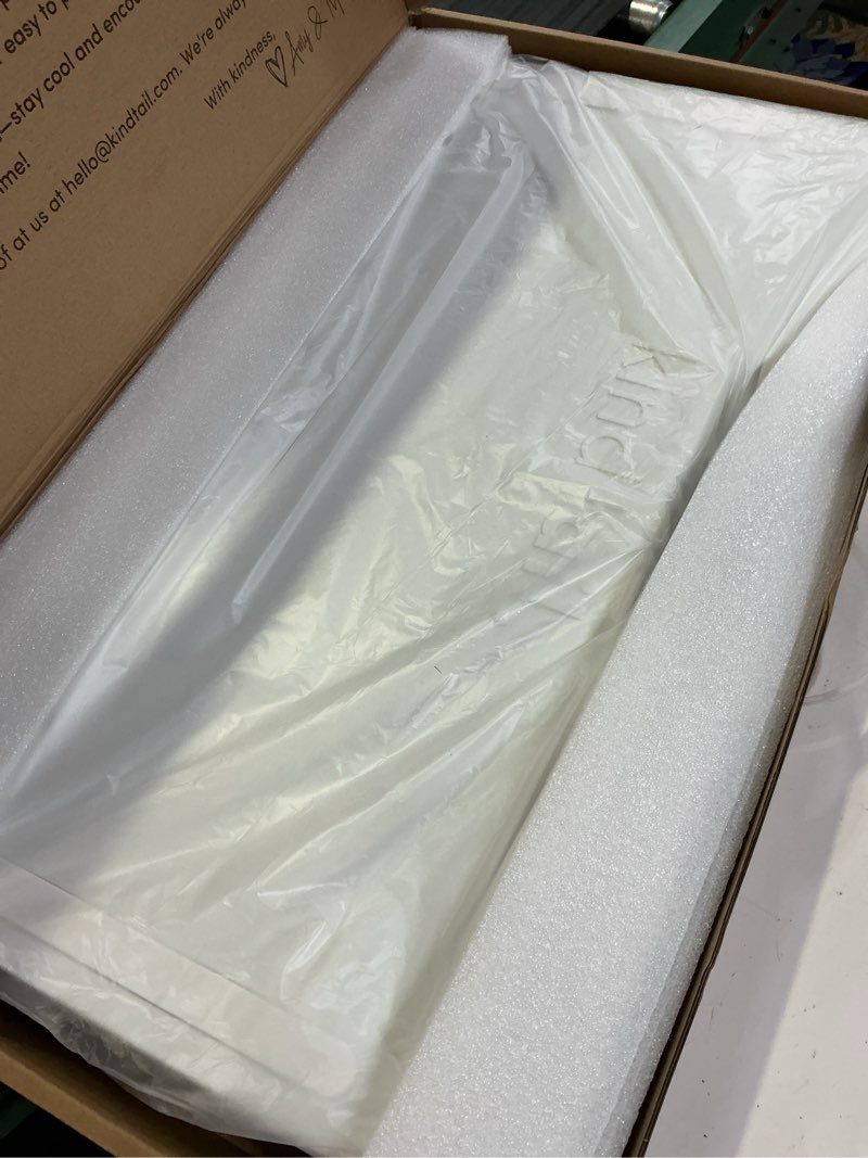 Condition photo showing Good Condition for kindtail pee pawd - holds standard 24" x 24" potty pads - leakproof tray with non-slip bottom, 1.5" raised edge & modular side panel - easy-to-clean plastic - foldable design - handle for travel white