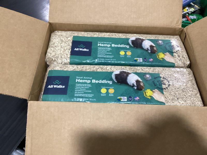 Condition photo showing New/Like New for all walks 40 liters(4 x 10l bags) premium natural hemp bedding, odor control, low dust, highly absorbent, for rabbits, hamsters, & small animals, biodegradable, made in usa