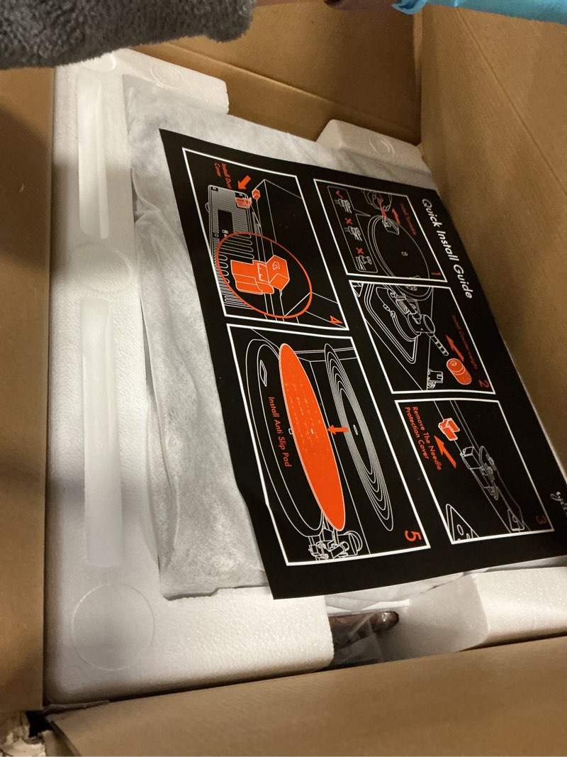 Condition photo showing New/Like New for Paron Record Player Vintage Turntable for Vinyl Records with Built-in Speakers Bluetooth Retro Phonograph Wood Walnut