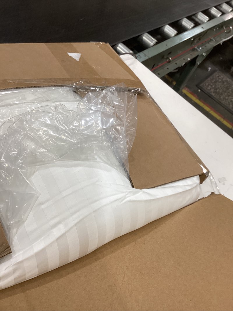 Condition photo showing As Is for Beckham Hotel Collection Bed Pillows Standard/Queen Size Set of 2 - Original Soft Down Alternative Pillow for Sleeping - Soft Support for Back, Stomach or Side Sleepers Queen / Standard White