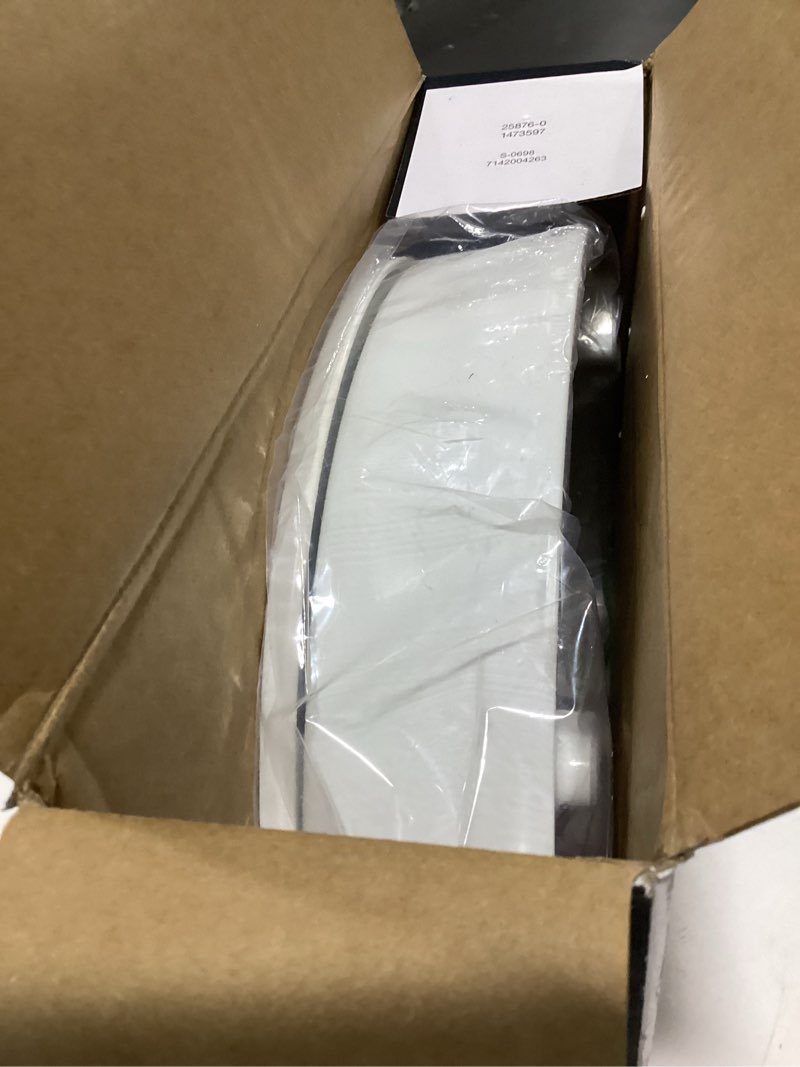 Condition photo showing Good Condition for kohler 25876-0 hyten 3" height, elevated soft close round toilet seat, contoured seat with grip-tight bumpers, quick-attach hardware, white white round