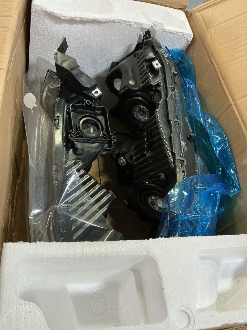 Condition photo showing New/Like New for as headlight assembly for 2008 2009 2010 2011 2012 honda accord 4dr sedan headlamps with black housing amber reflector clear lens driver and passenger side black housing amber reflector fit 2008-2012