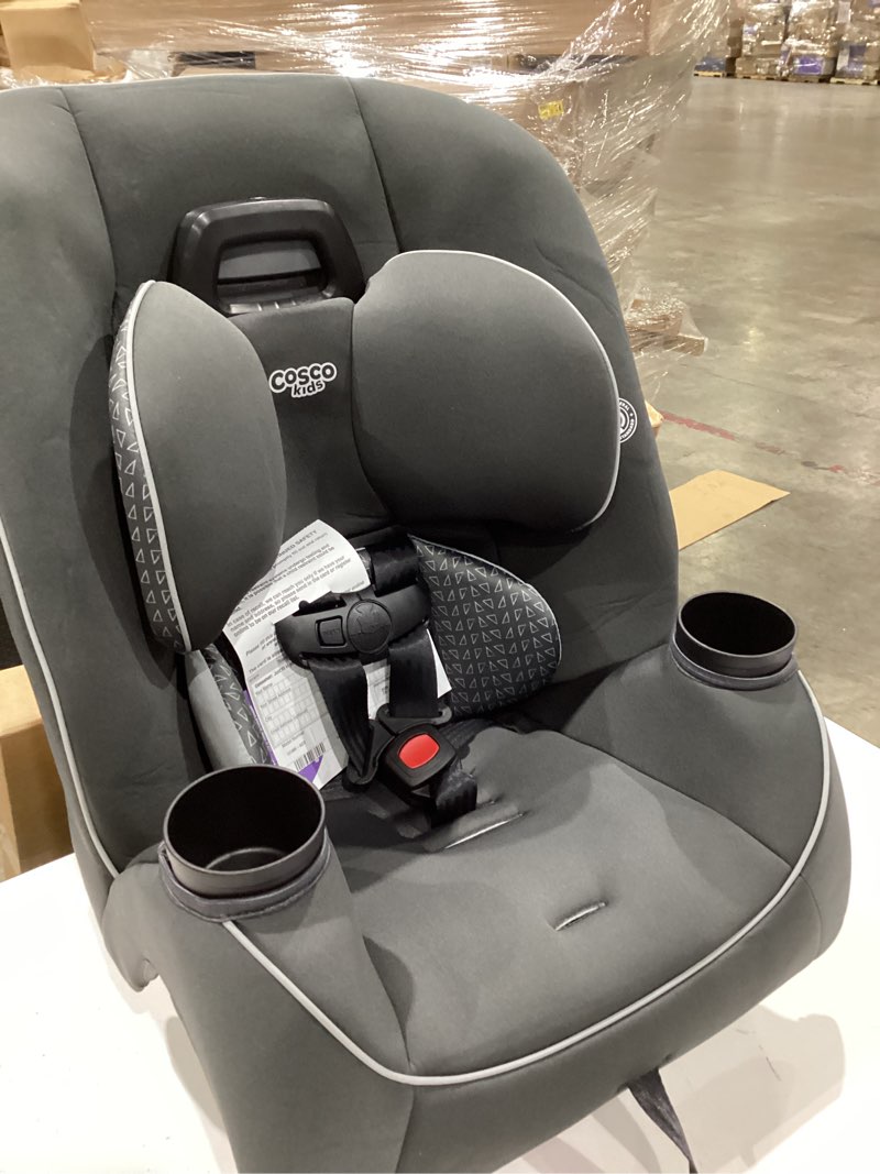 Condition photo showing Good Condition for cosco kids easy elite slim all-in-one convertible car seat