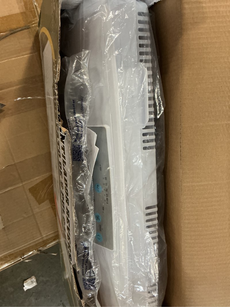 Condition photo showing Good Condition for 8 in. reversible twin window fan with thermostat